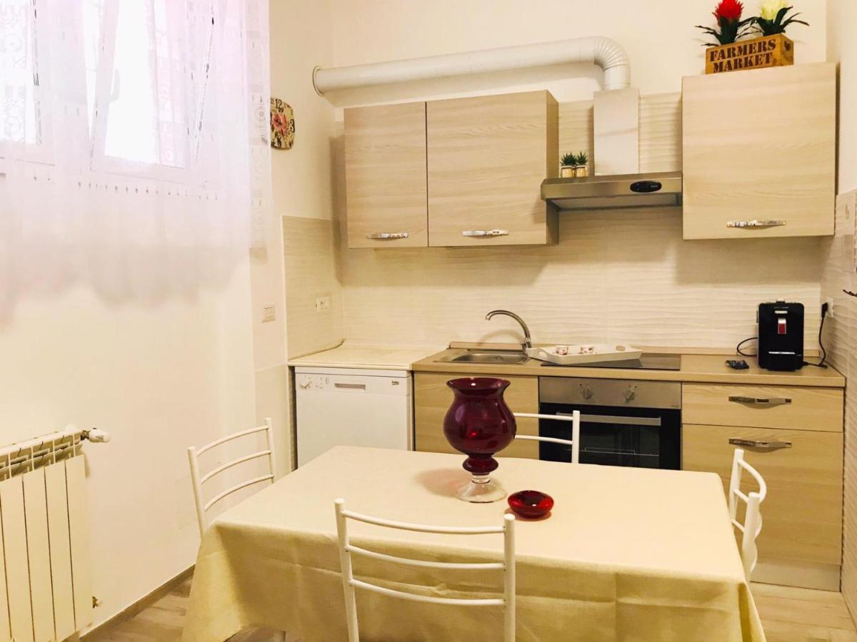 Appartamento Per Mare O Centro Storico Di Roma Lido di Ostia Dış mekan fotoğraf